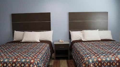 Sea Breeze Inn image 11