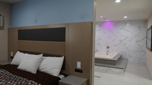 Sea Breeze Inn image 32