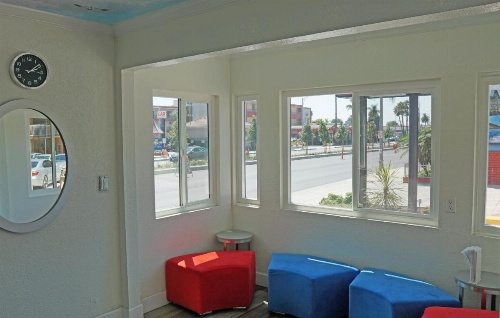 Sea Breeze Inn image 38