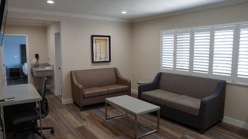 Sea Breeze Inn image 43